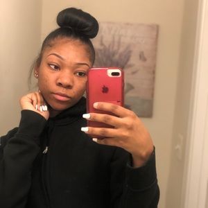 Meet your Posher, Amya